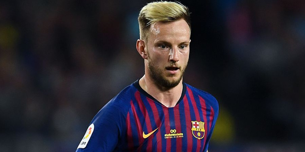 Rumor Rakitic Bimbang Di Camp Nou